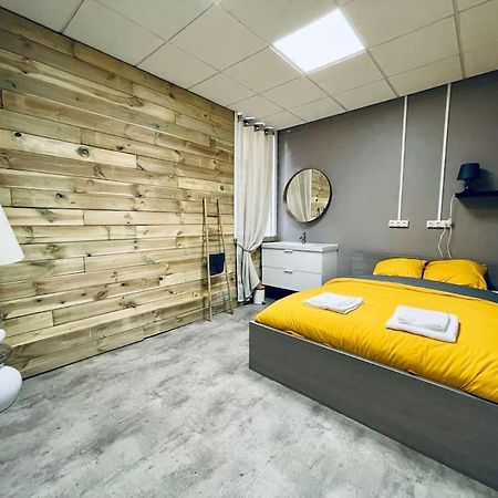 Le Cocon De Sasha - Hyper Centre - Full Climatisation - Proche Gare - 1 Chambre - Canape Convertible - Gere Par Presta-Zen'Services 베르됭쉬르뫼즈 외부 사진